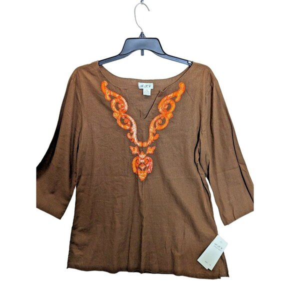 AKC Women Plus size 1X Embellished Southwestern Aztec Side Slit Linen Blend Top - Picture 2 of 12